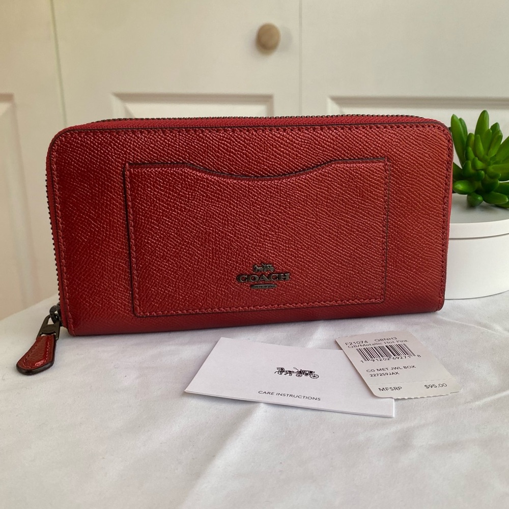 Coach Metallic Red Pink Accordian Zip Leather Wallet - Picture 2 of 8